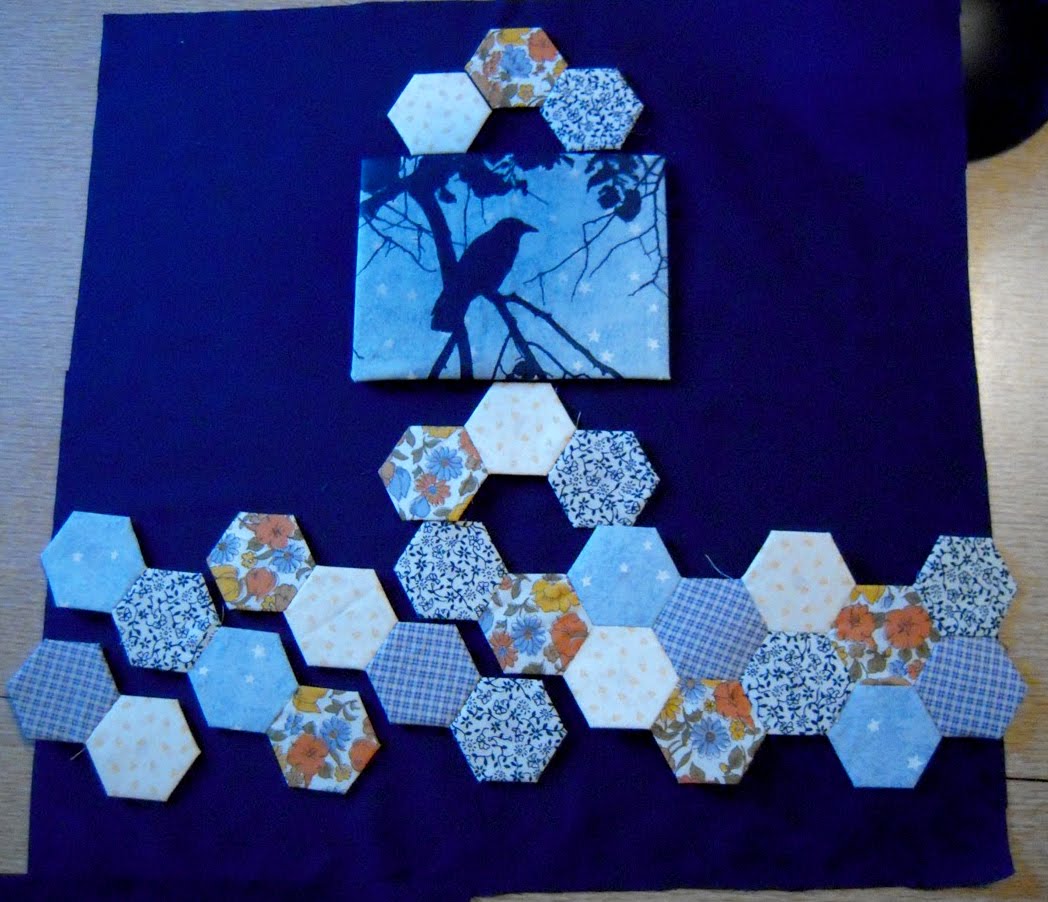 Crow Pillow layout with hexies